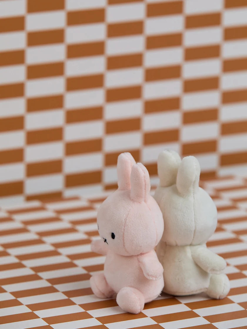 LUCKY MIFFY Sitting in Giftbox | Cream – an.mé /ahn-may/