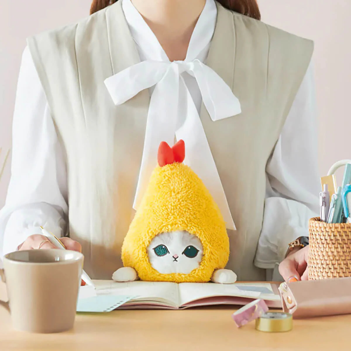 Posture Pal | mofusand Shrimp Meow – an.mé /ahn-may/