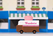 Framboise Macaron Van