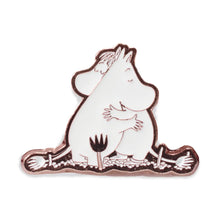 Moomin Enamel Pin | Hug