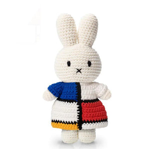 Miffy & Friends in Piet Mondrian Inspired Outfit