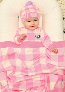 Munchie Blanket | Pink Check Jaquard Knit Blanket