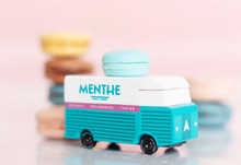 Menthe Macaron Van