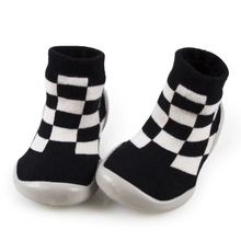 Checker Slippers | Black & White