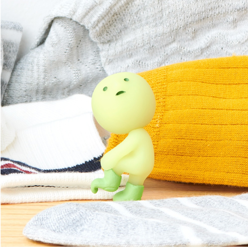 Smiski Dressing Series an.m /ahn-may/ Smiski Dressing Series an.m /ahn-may/